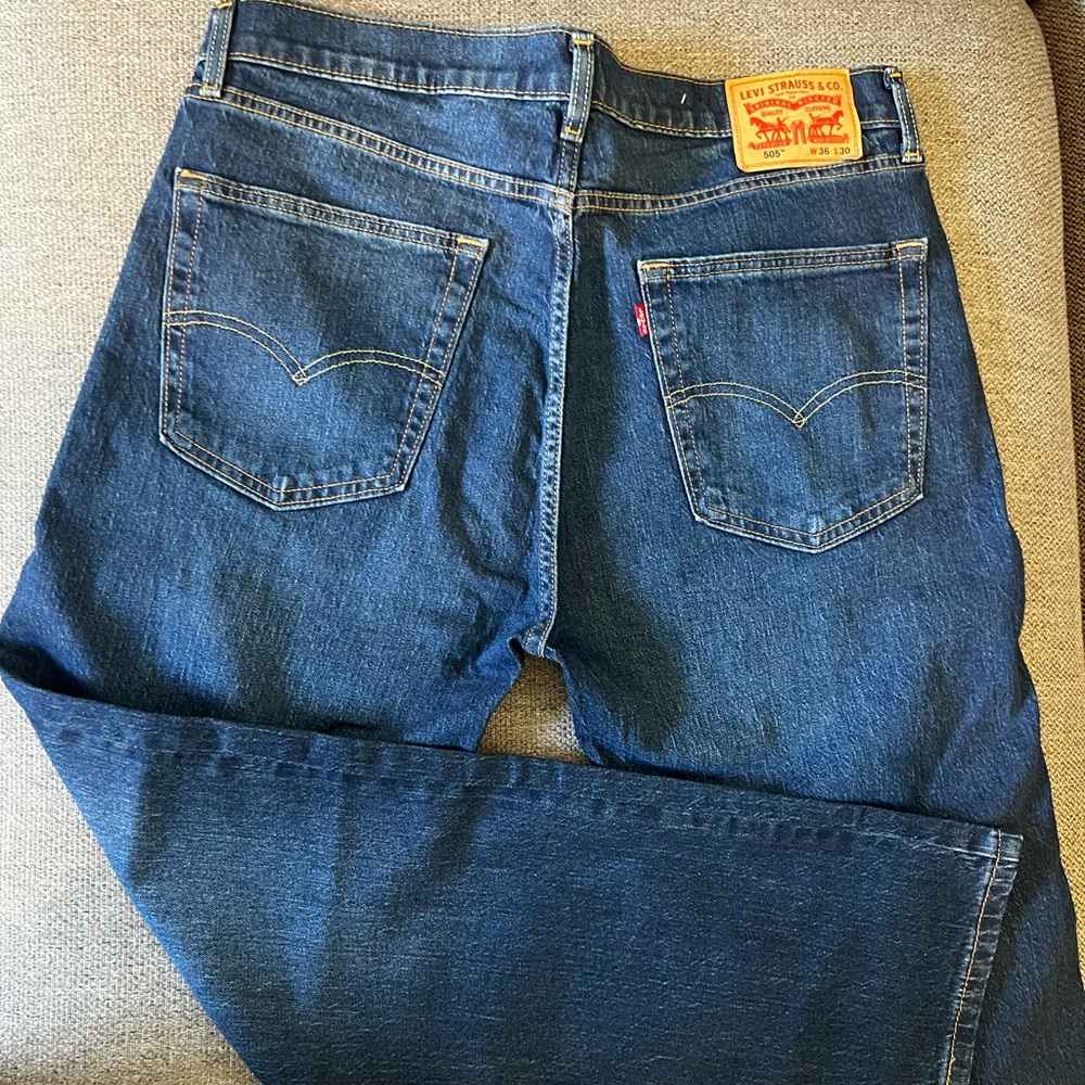 Levi's 505 Blue Straight Jeans 36x30 - Picture 4 of 5